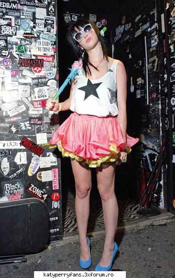 Galerie de Poze - Pussycat - Galerie foto