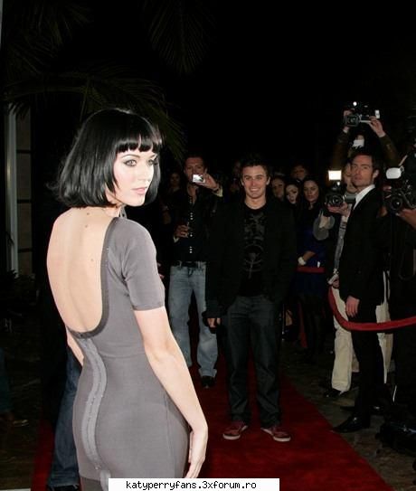 Galerie de Poze - Pussycat - Galerie foto